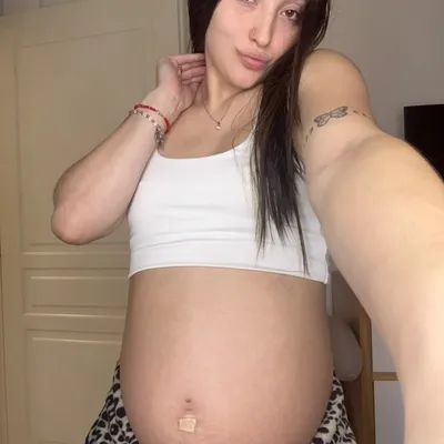 Preggo Barley Legal Avril📍1.7 miles away from you